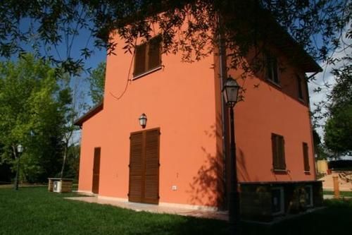 La Bettola Tavern Rooms & Restaurant * Montopoli in Val d'Arno